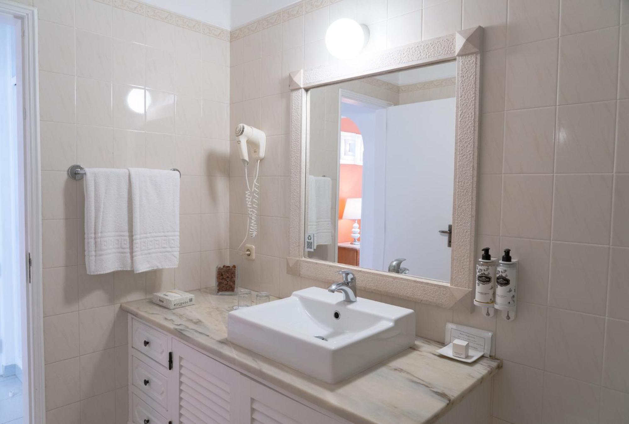 Villa Mar Azul Lagos Kültér fotó